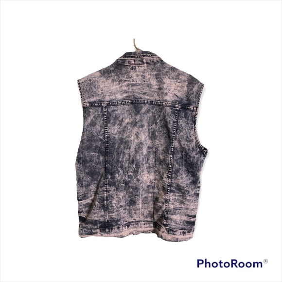 EUC ACID WASH DEMOLITION DENIM VEST WITH PATCHES. SLEEVELESS. COLAR. - Picture 2 of 9